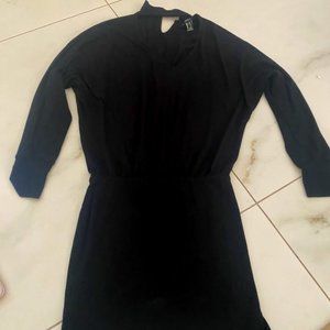 FOREVER 21 LONG SLEEVE BLACK BODYCON DRESS